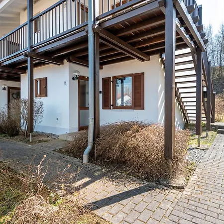 Mit Terrasse - Hunde Erwuenscht